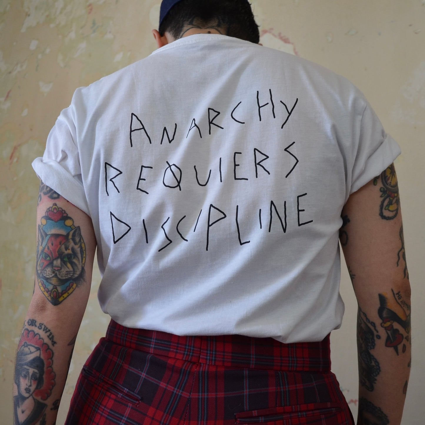 Bad Grammar Pero Buenas Intenciones T-Shirt